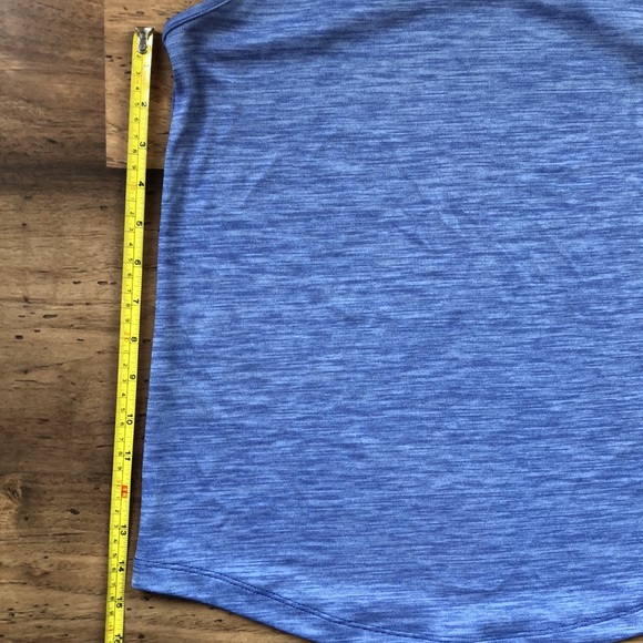 Women’s Small Under Armour Tank - Picture 2 of 4